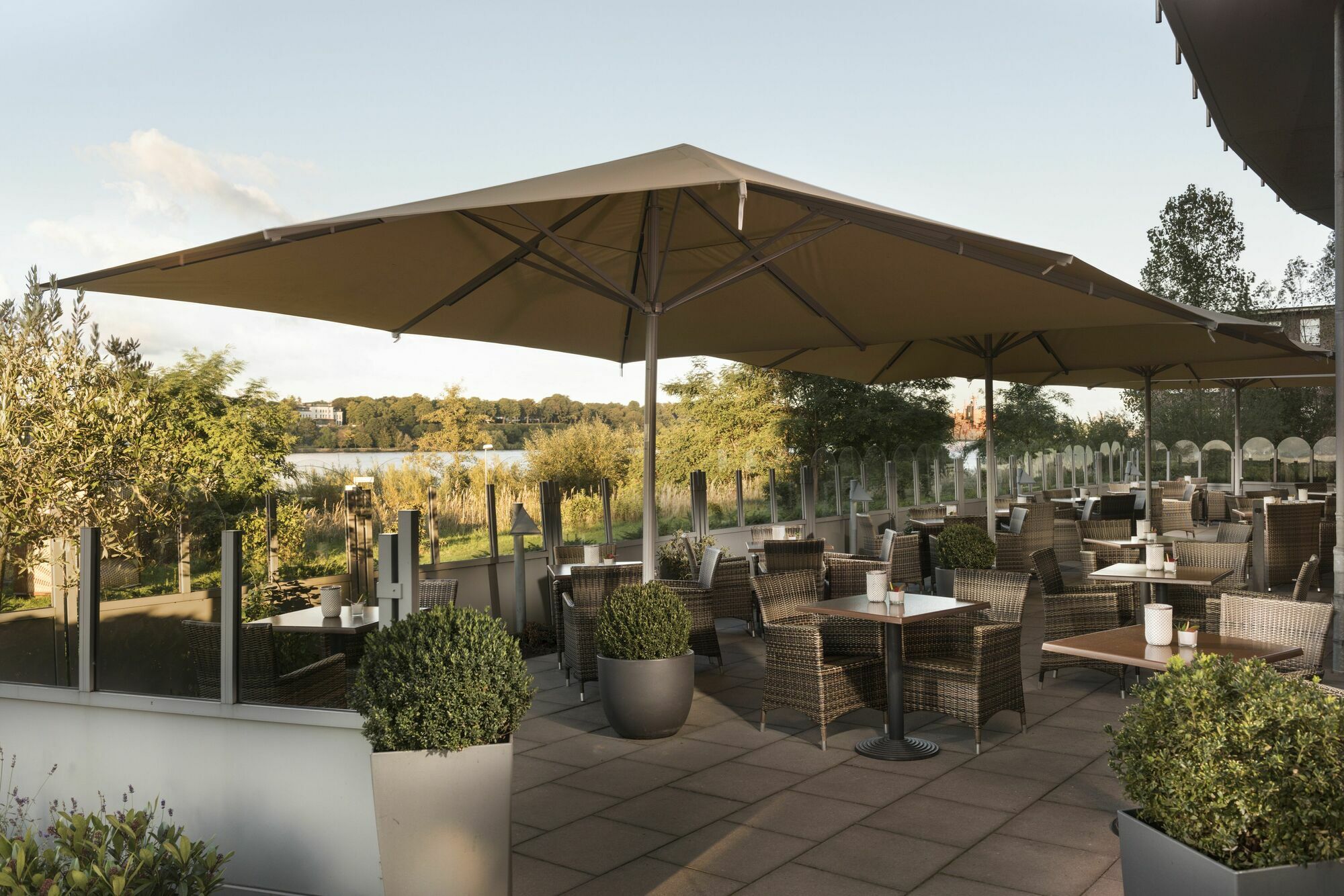 Elaya Hotel Hamburg Finkenwerder Ehemals The Rilano Hotel Hamburg Exterior photo